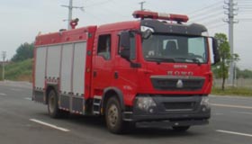 湖北江南獲中國(guó)重汽2015年度“專用車推廣優(yōu)秀獎(jiǎng)”