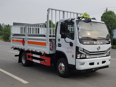 江特牌JDF5090TQPE6型氣瓶運(yùn)輸車(chē)