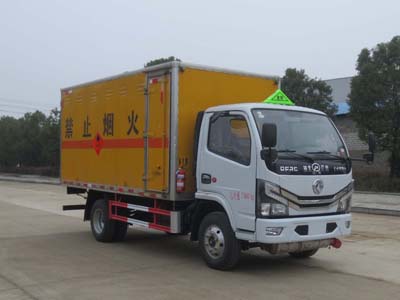 江特牌JDF5041XRQE6型易燃?xì)怏w廂式運(yùn)輸車(chē)